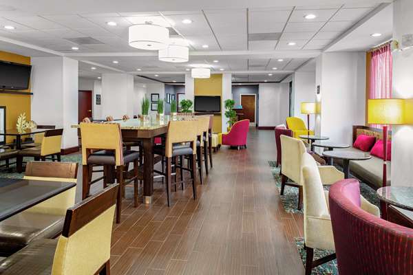 Restaurant - Hampton Inn Fairburn - I-85, Exit 61