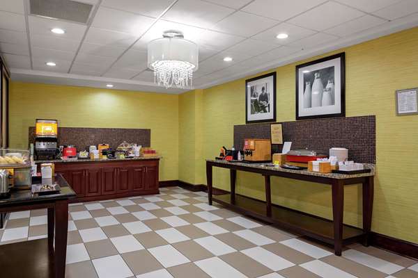 Restaurant - Hampton Inn Fairburn - I-85, Exit 61