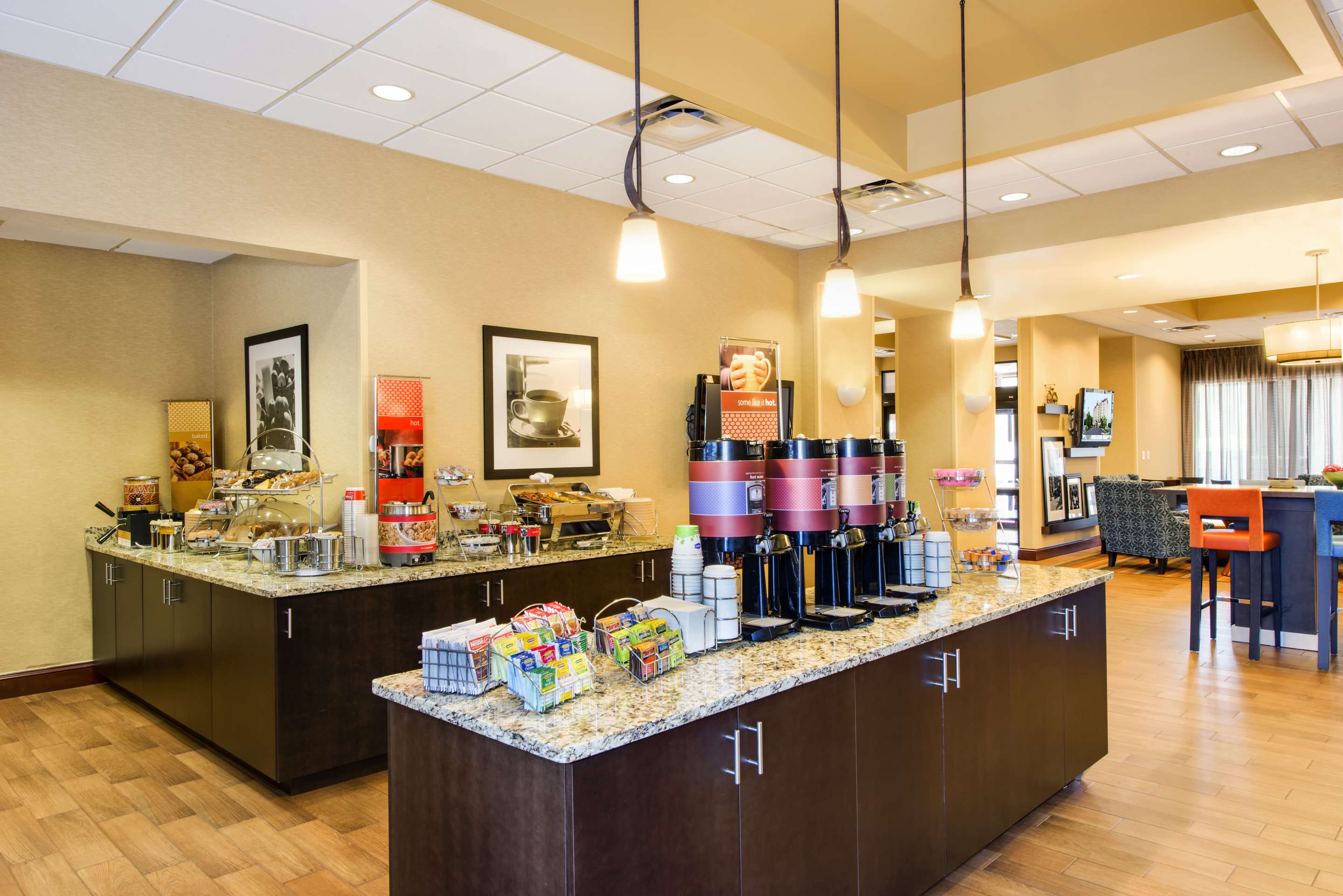 Restaurant | Hampton Inn & Suites Atlanta Galleria