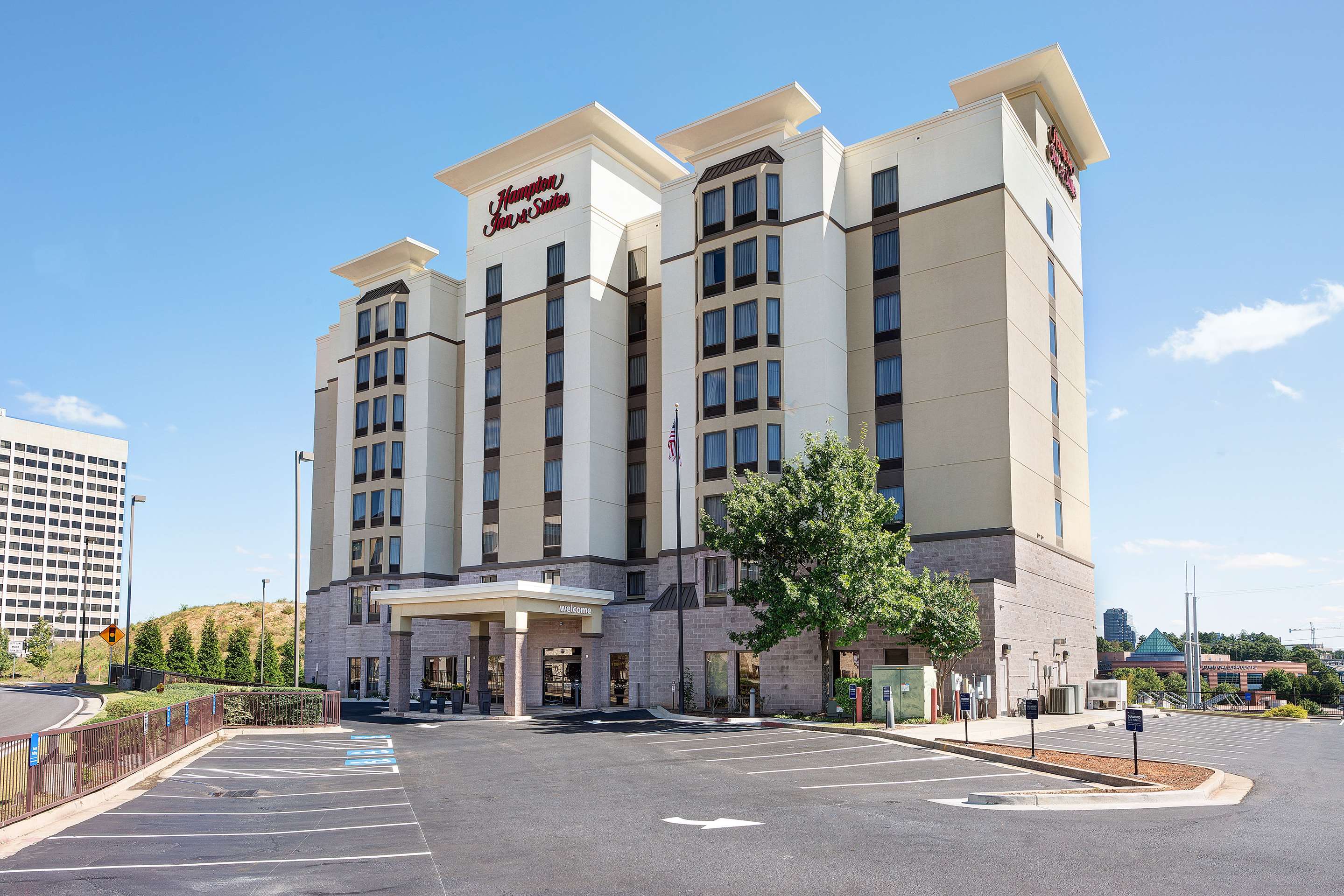 Exterior | Hampton Inn & Suites Atlanta Galleria