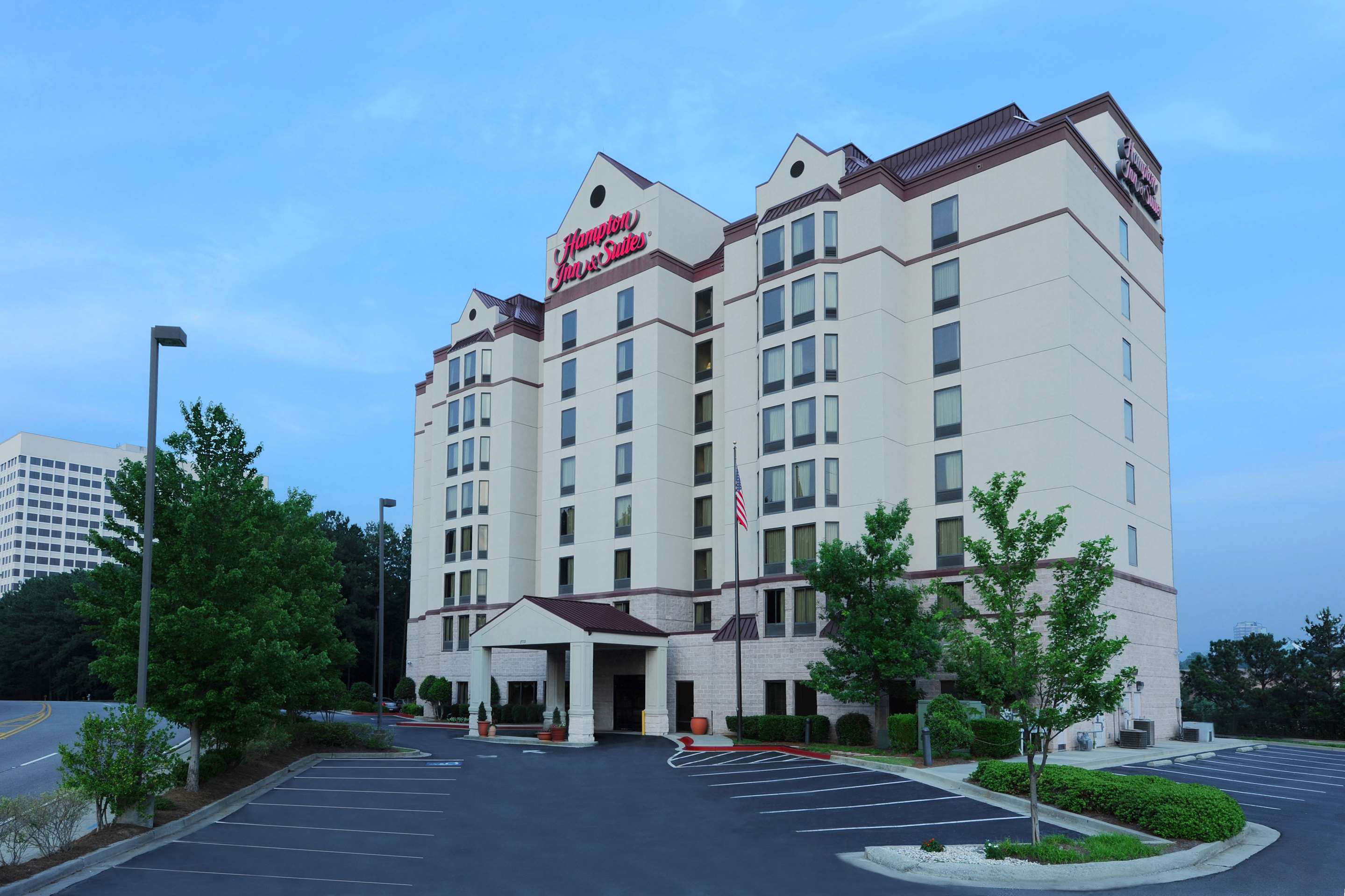 Exterior | Hampton Inn & Suites Atlanta Galleria