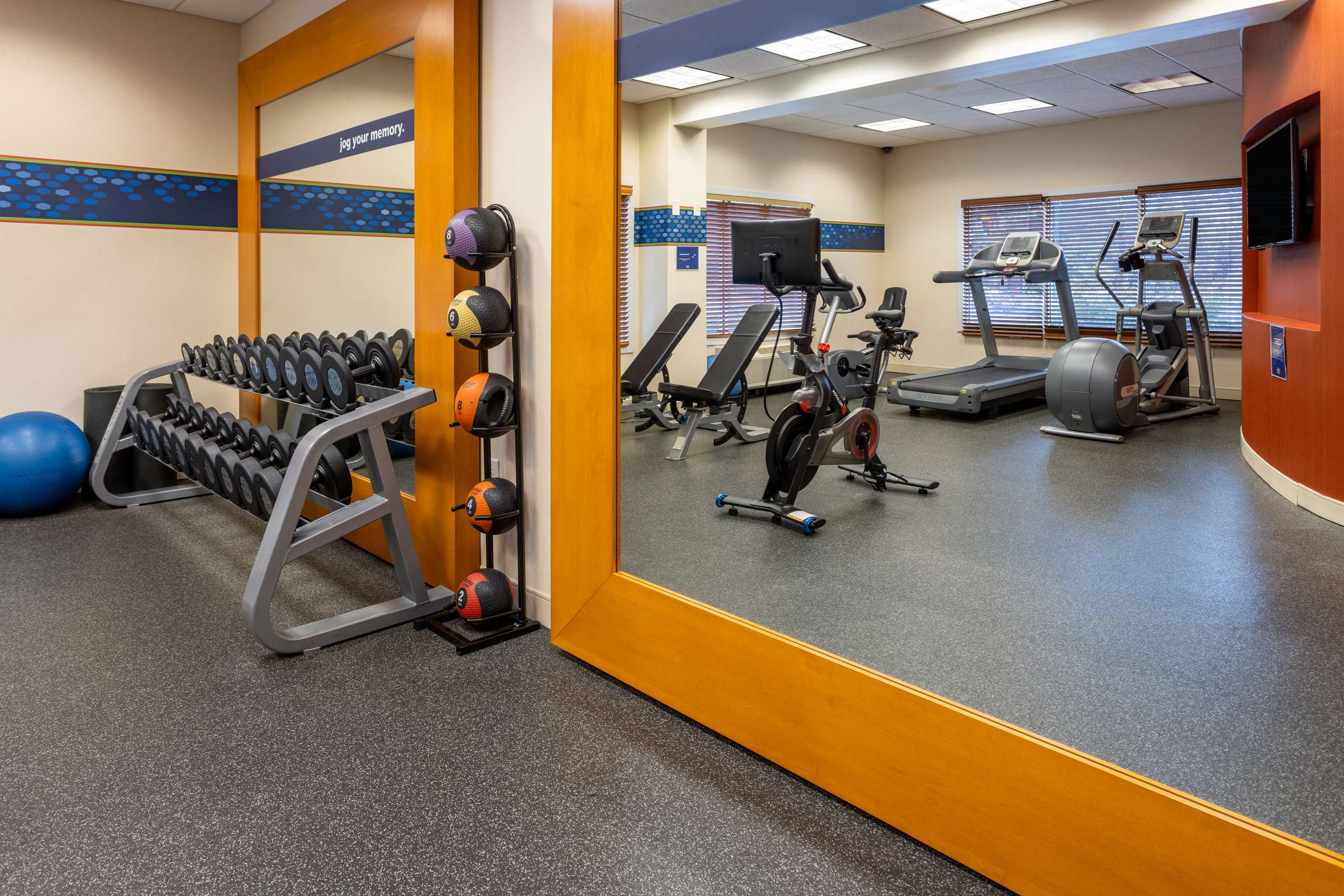 Health club fitness center gym | Hampton Inn Atlanta-Georgia Tech-Downtown