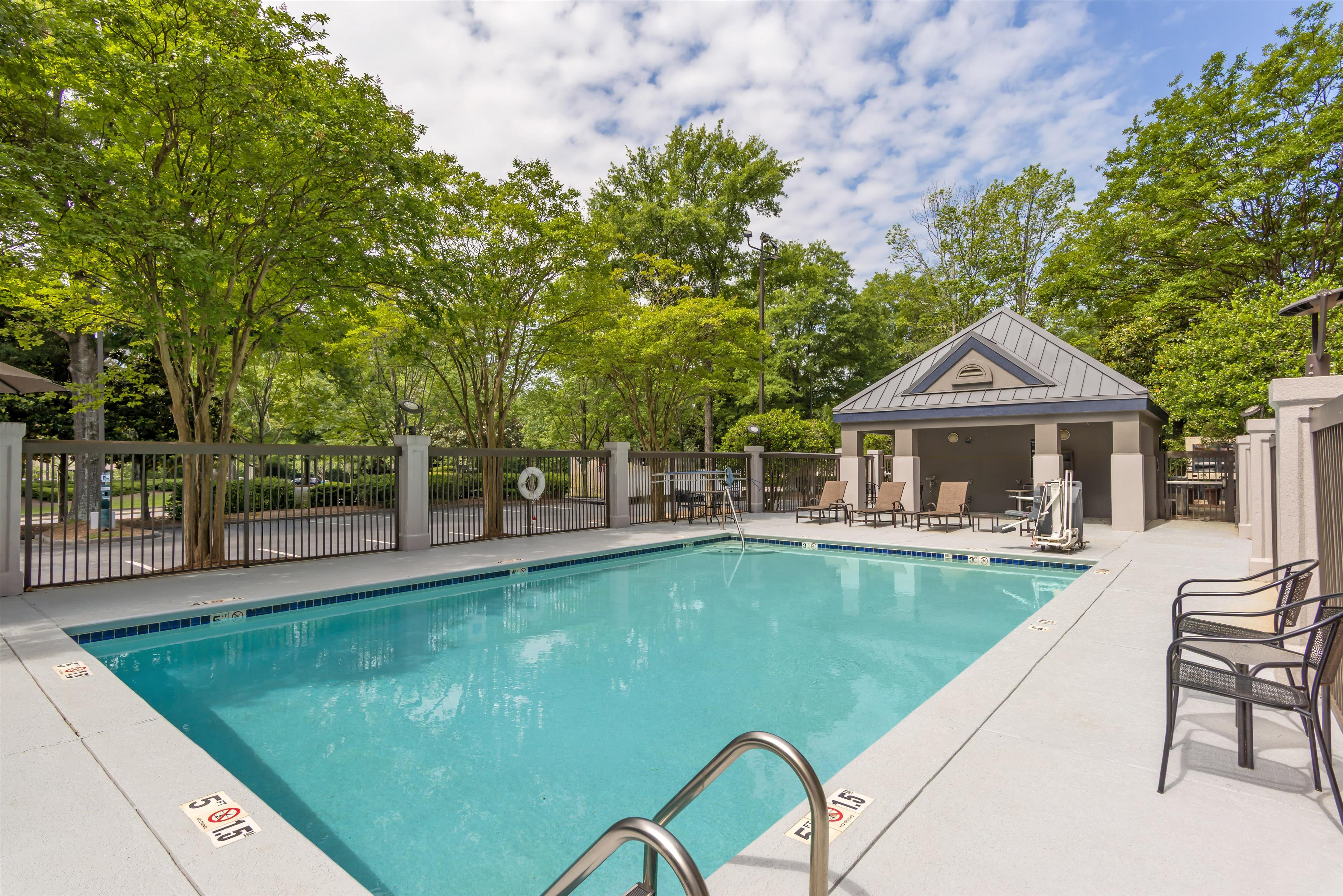Pool | Hampton Inn & Suites Atlanta/Duluth/Gwinnett County