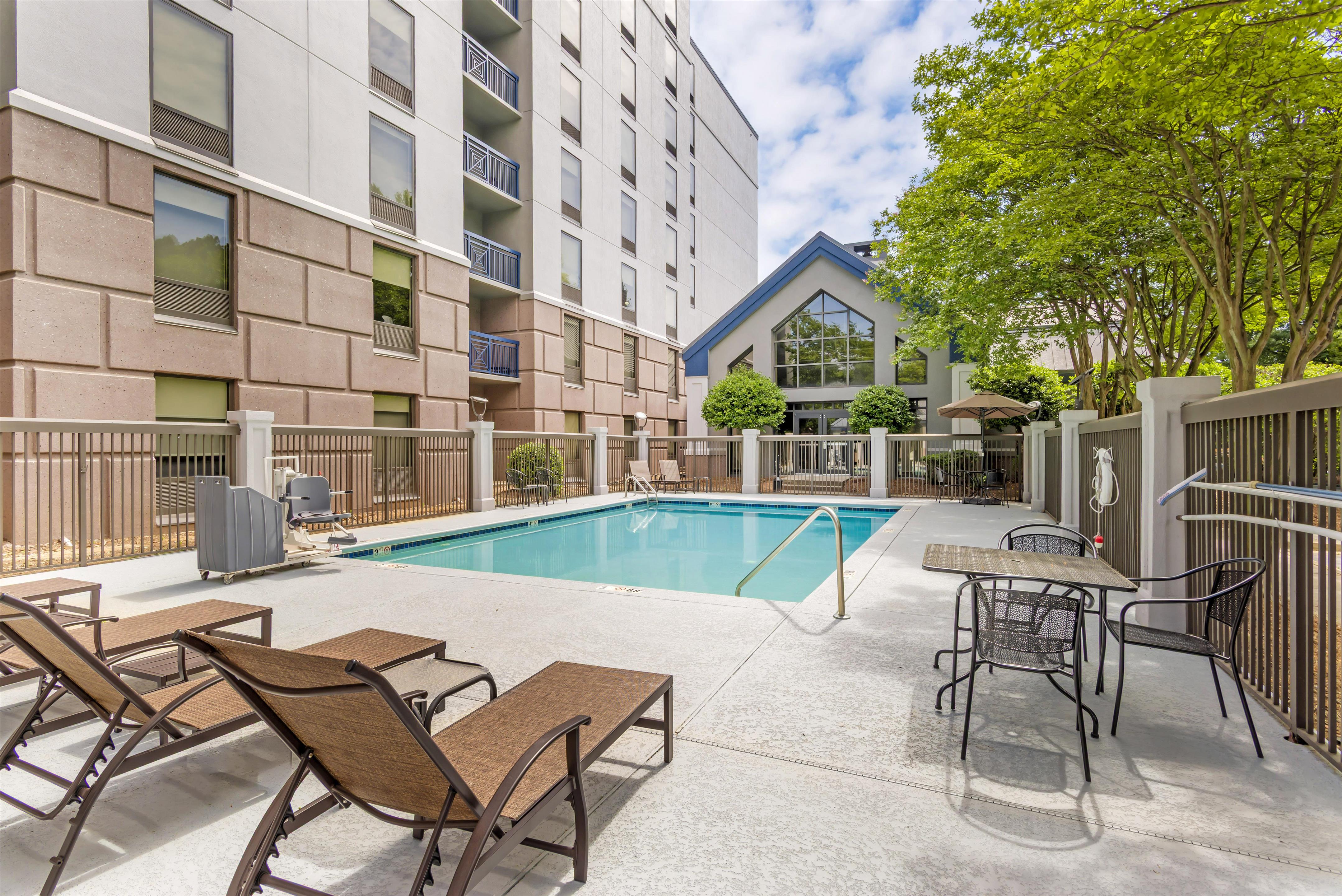 Pool | Hampton Inn & Suites Atlanta/Duluth/Gwinnett County