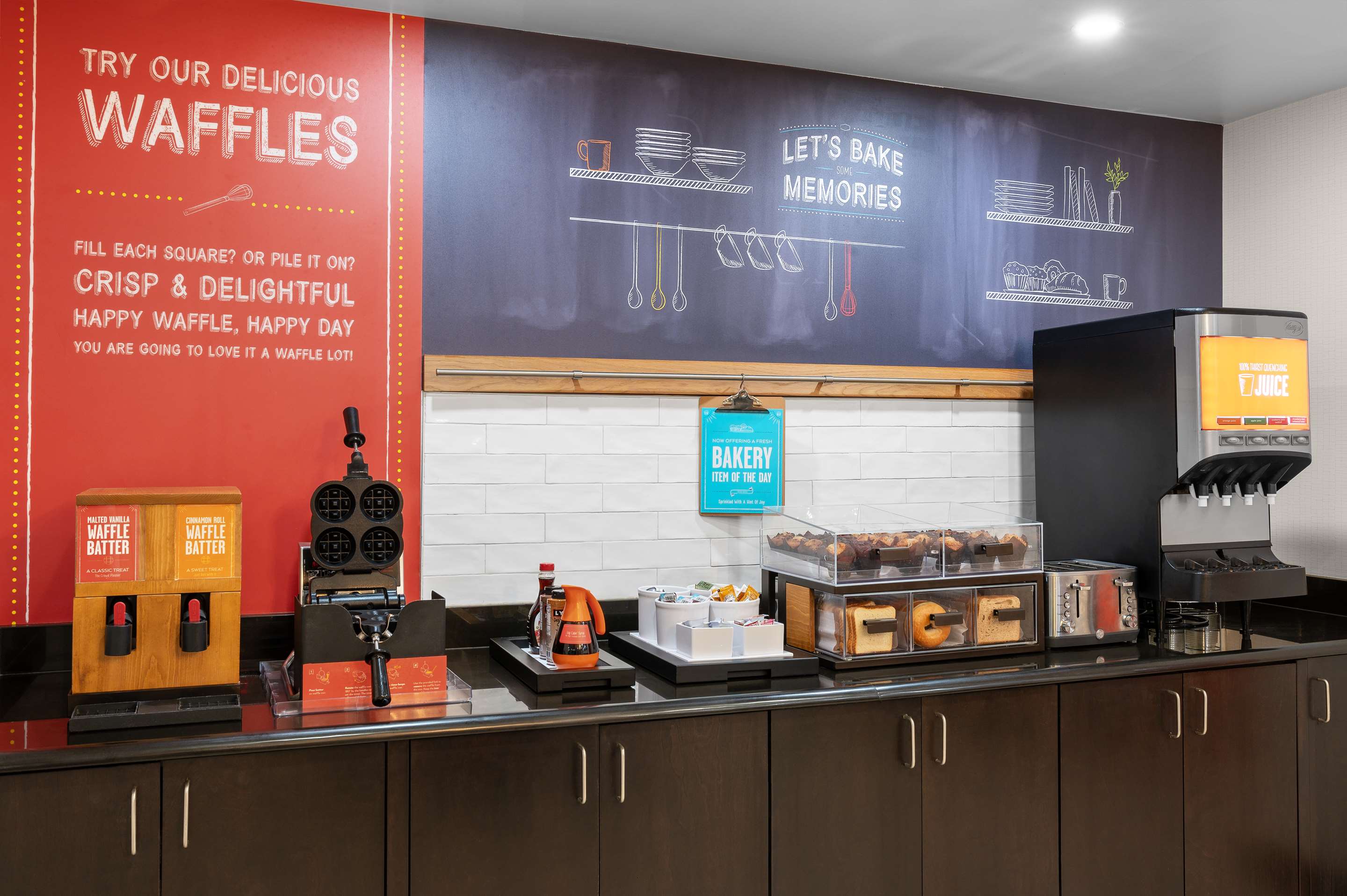 Breakfast Area | Hampton Inn Atlanta McDonough
