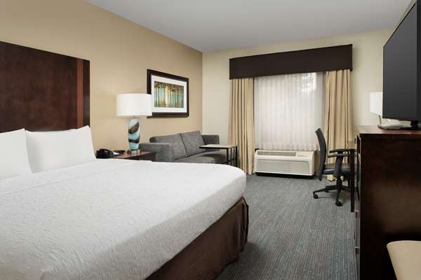  - Hampton Inn & Suites Alpharetta