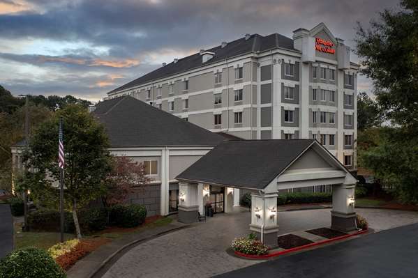 Exterior view - Hampton Inn & Suites Alpharetta