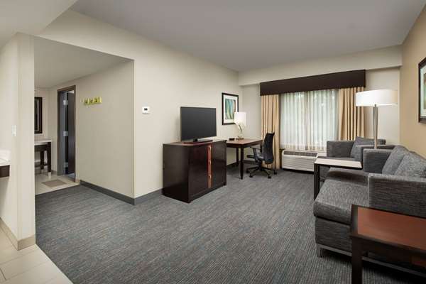  - Hampton Inn & Suites Alpharetta