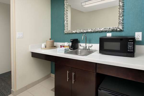  - Hampton Inn & Suites Alpharetta