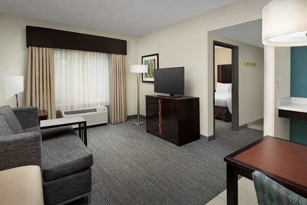  - Hampton Inn & Suites Alpharetta