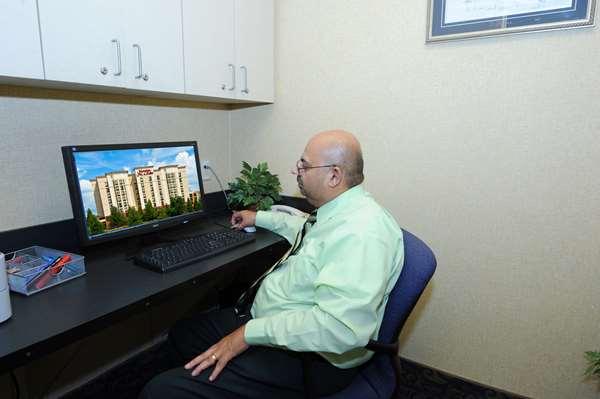 Conference Area - Hampton Inn & Suites Airport North East Point - I-85, Exit 73