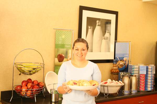 Restaurant - Hampton Inn & Suites Airport North East Point - I-85, Exit 73