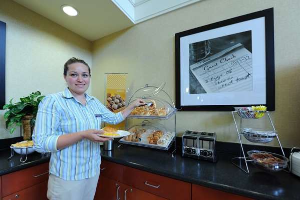 Amenities - Hampton Inn & Suites Airport North East Point - I-85, Exit 73