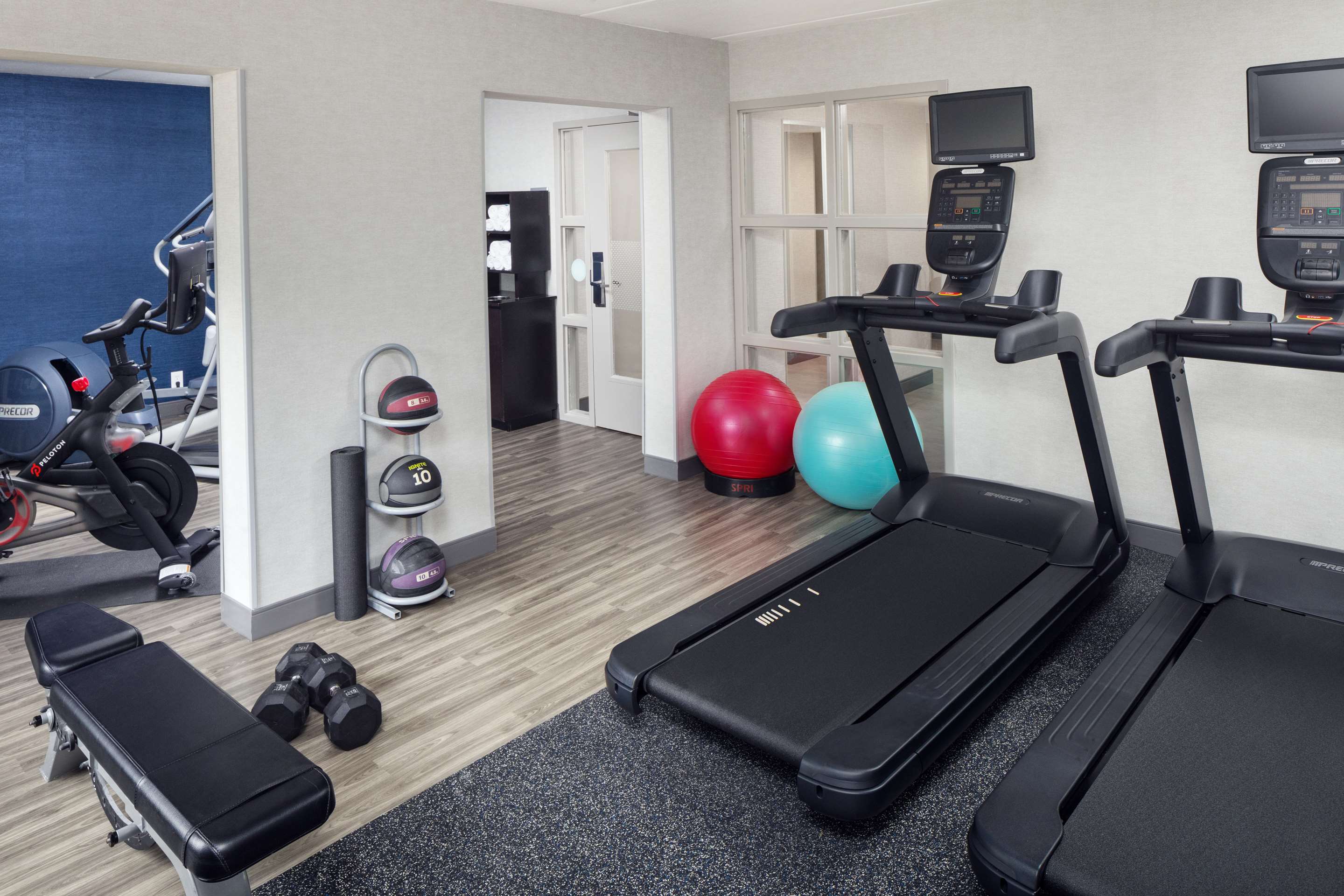 Health club fitness center gym | Hampton Inn Atlanta-Northlake