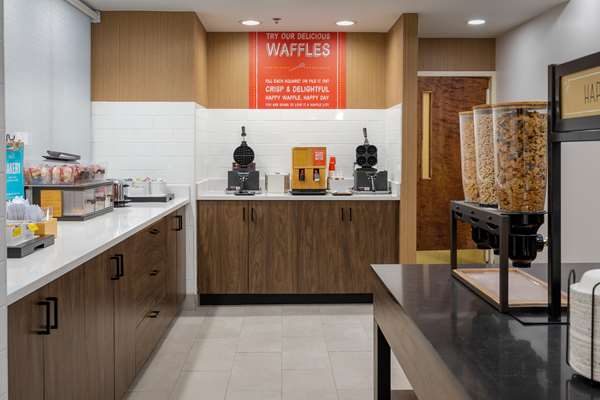 Amenities - Hampton Inn Alpharetta