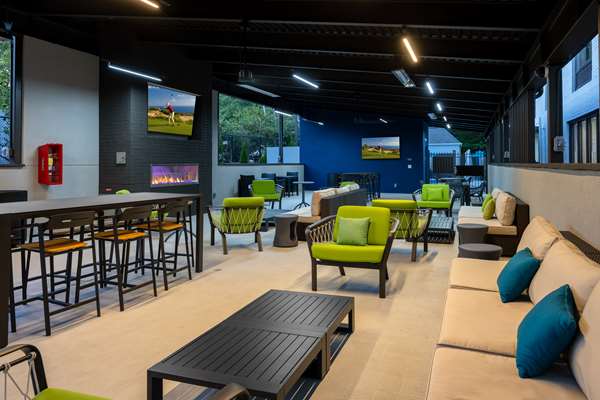 Exterior view - Hampton Inn Alpharetta