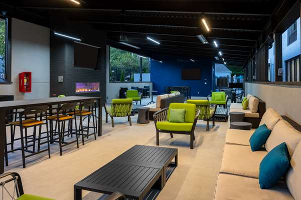 Exterior view - Hampton Inn Alpharetta