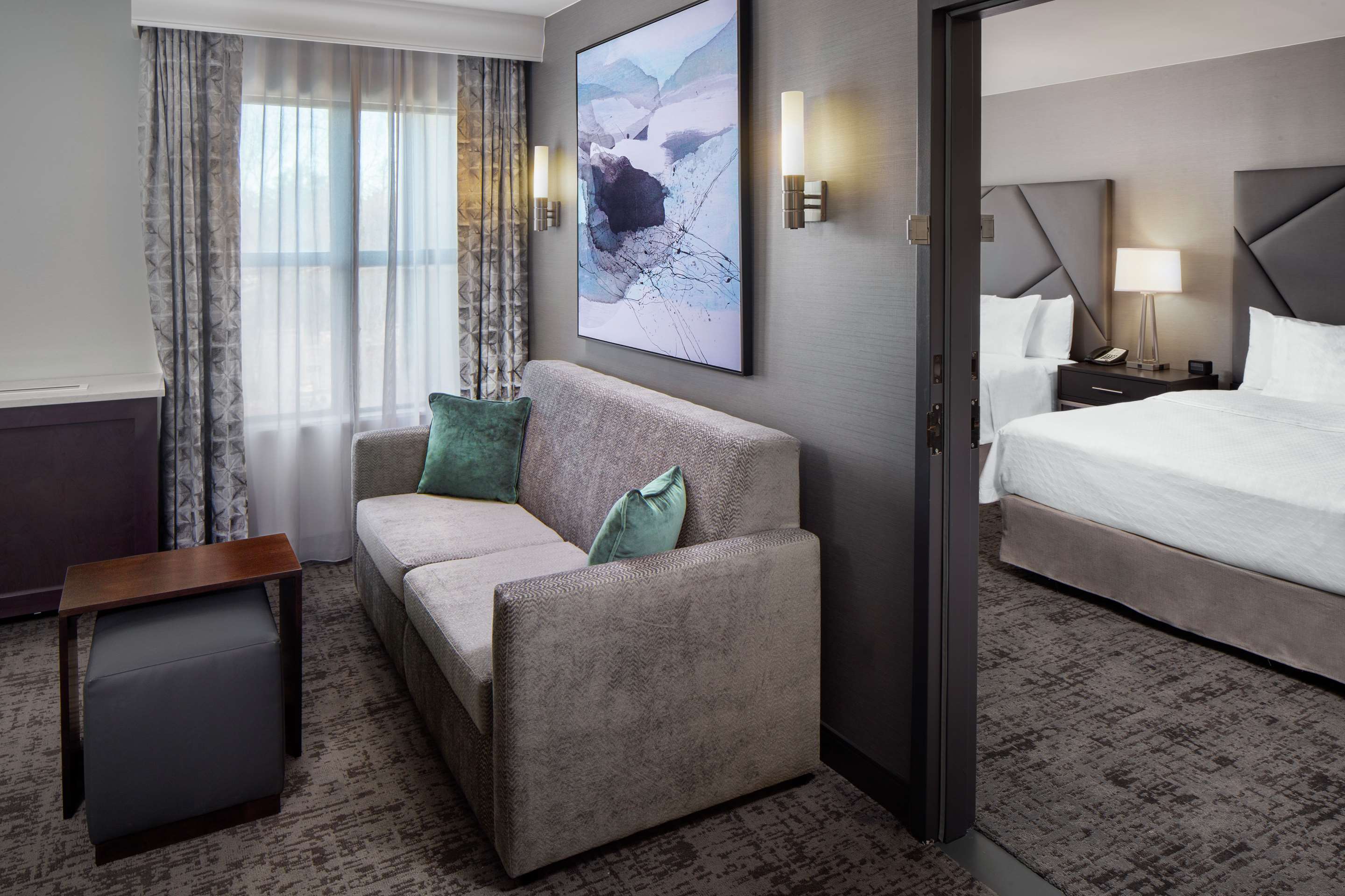 Guest room