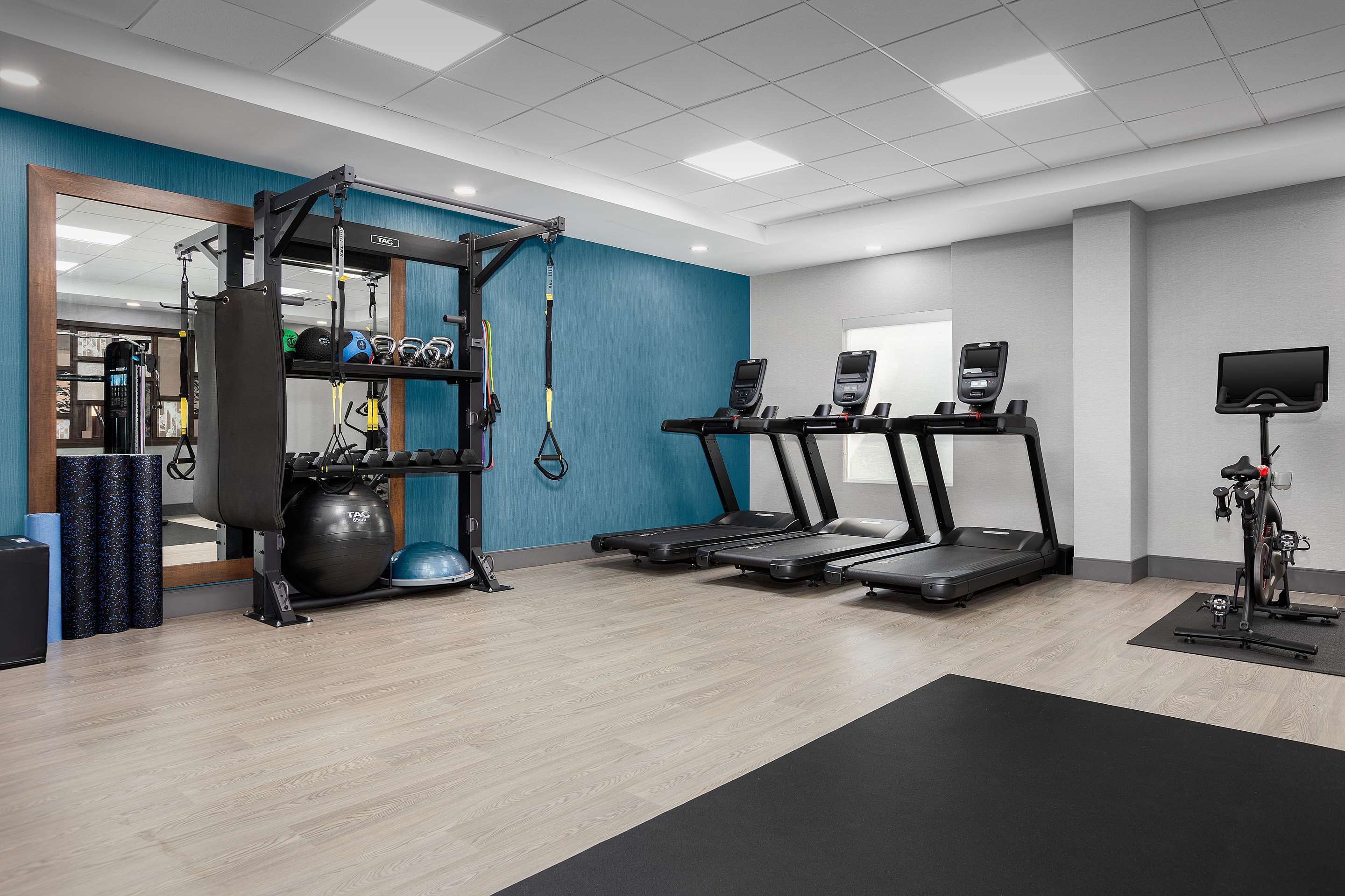 Health club fitness center gym | Hampton Inn & Suites ATL-Six Flags