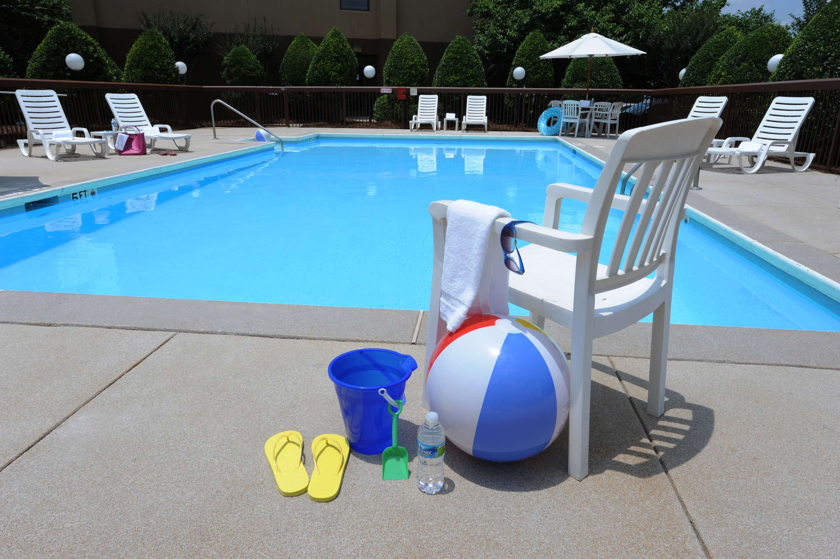 Pool | Hampton Inn Southlake