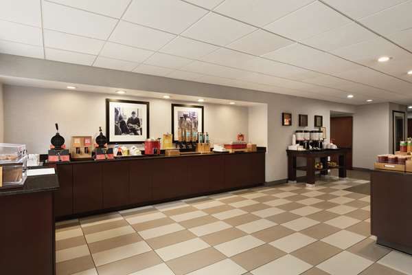 Amenities - Hampton Inn Stone Mountain