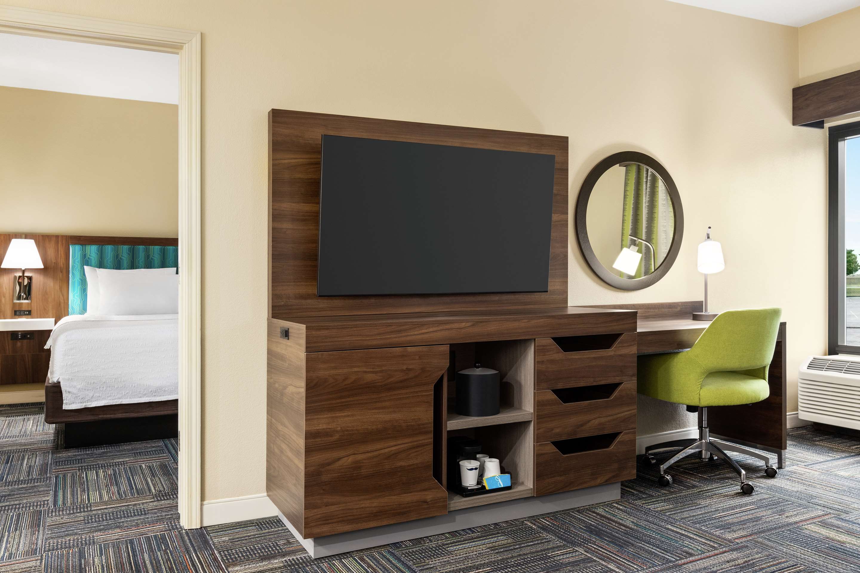 Guest room