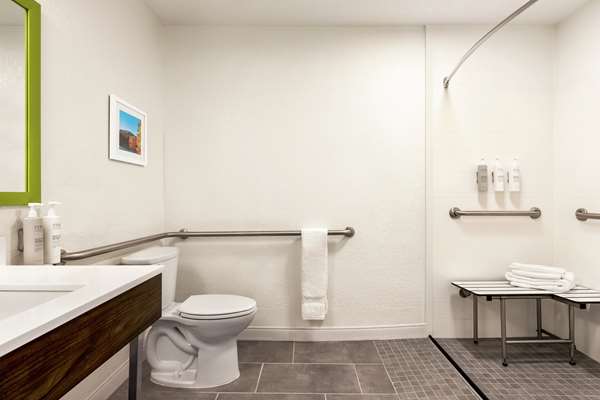  - Hampton Inn Stone Mountain