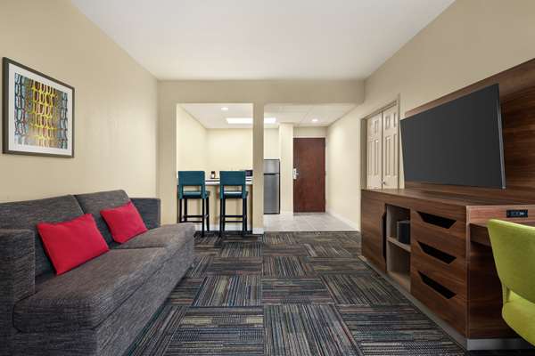 - Hampton Inn Stone Mountain