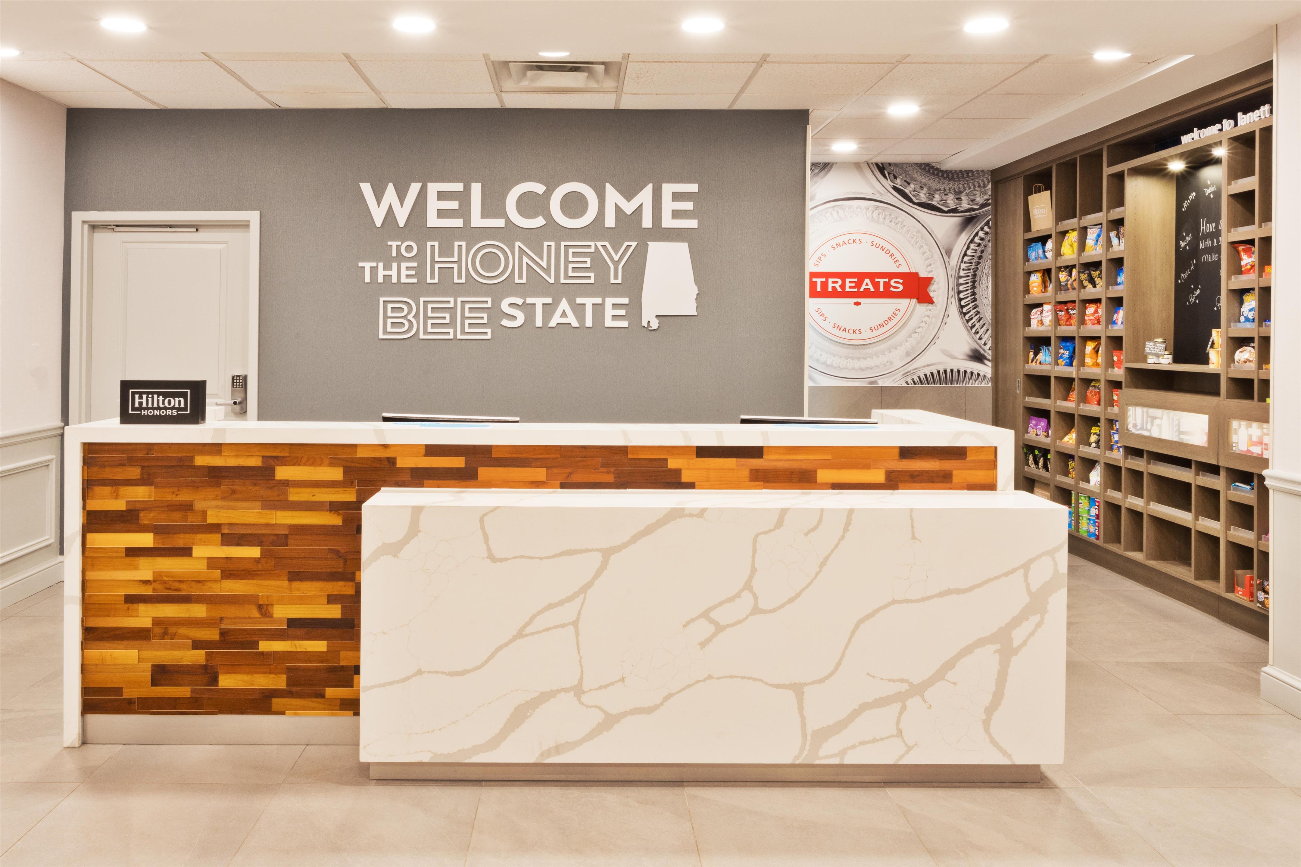 Reception | Hampton Inn & Suites Lanett-West Point