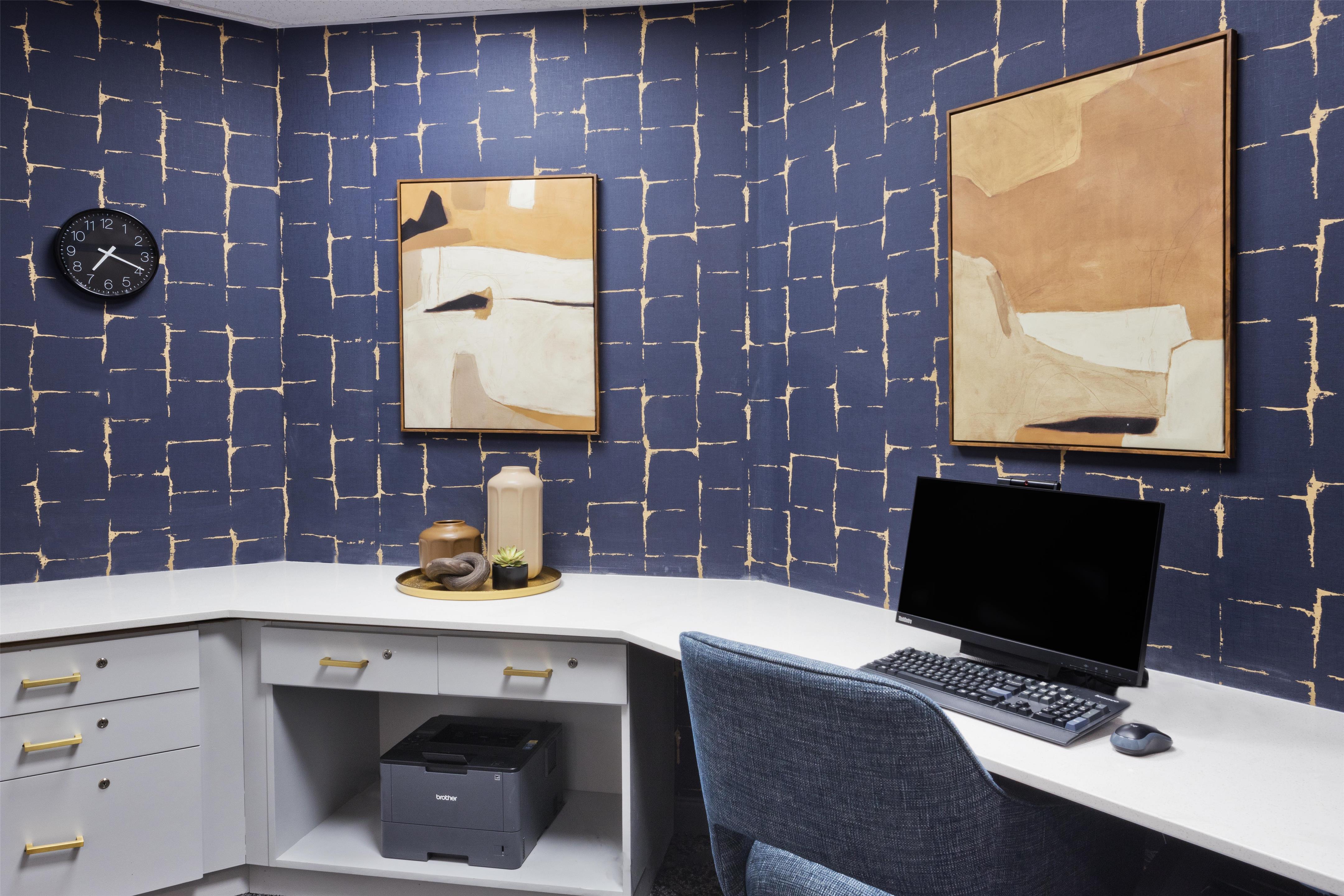 Business Center | Hampton Inn & Suites Lanett-West Point