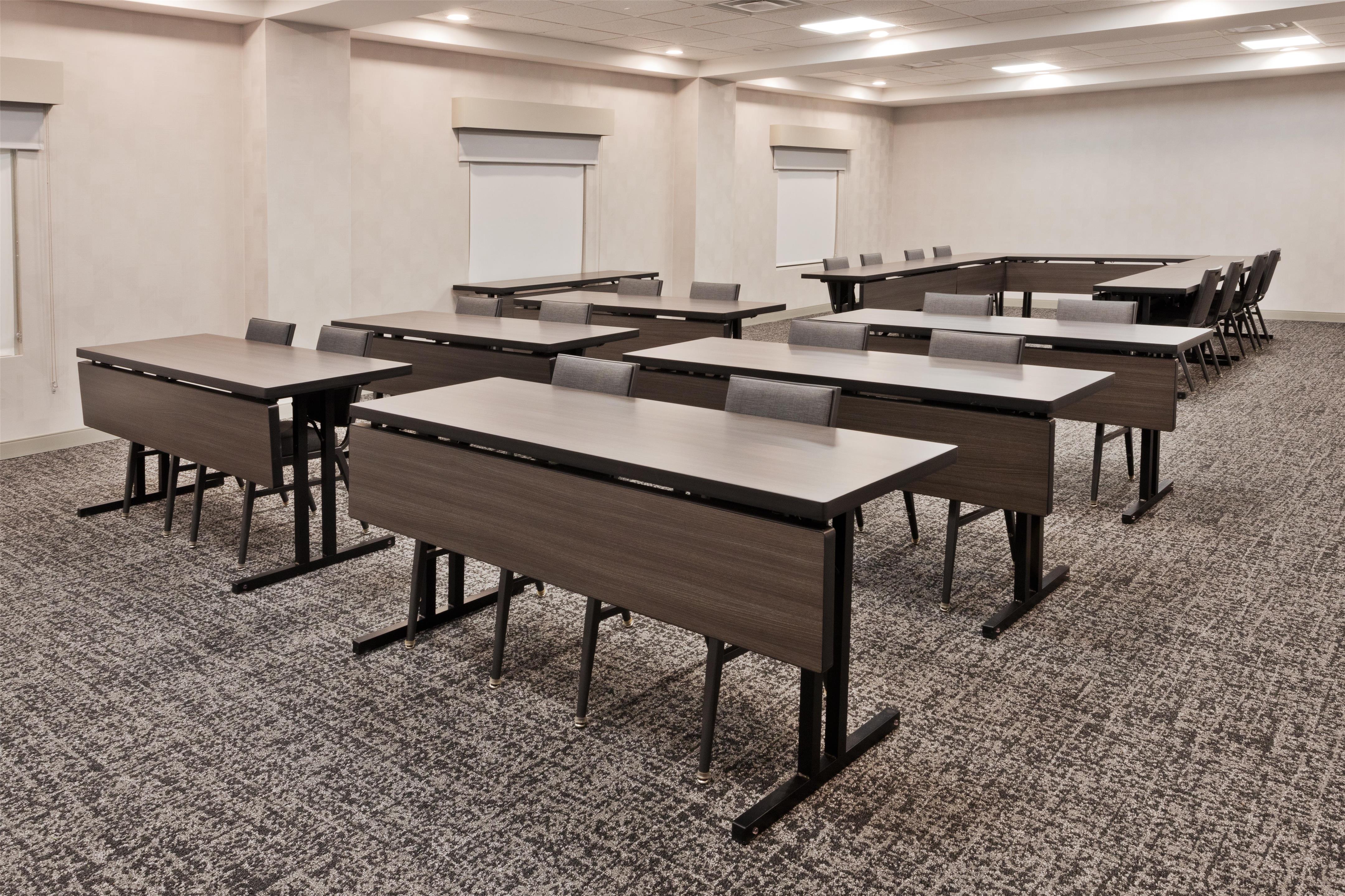 Meeting Room | Hampton Inn & Suites Lanett-West Point
