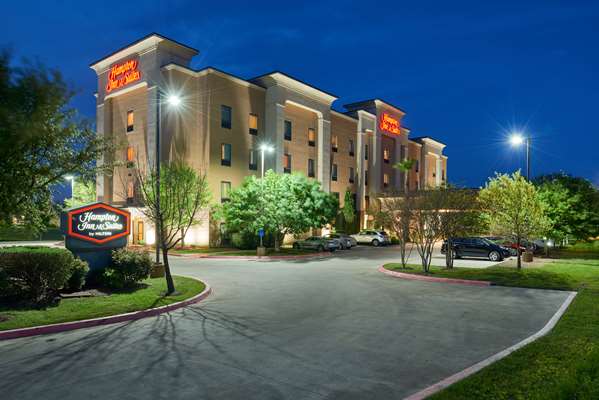 Exterior view - Hampton Inn & Suites Buda
