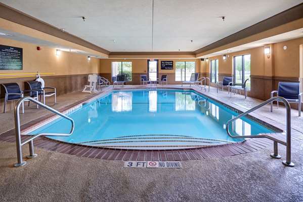 Pool - Hampton Inn & Suites Buda