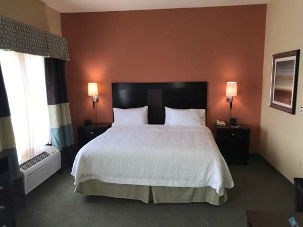  - Hampton Inn & Suites Lakeway