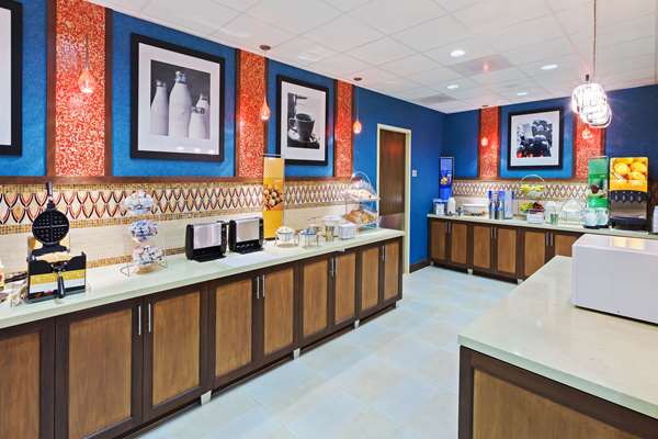 Restaurant - Hampton Inn Oak Hill Austin