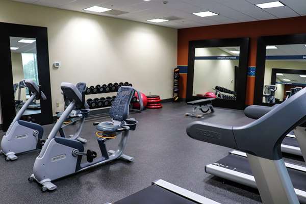 Fitness/ Exercise Room - Hampton Inn Oak Hill Austin