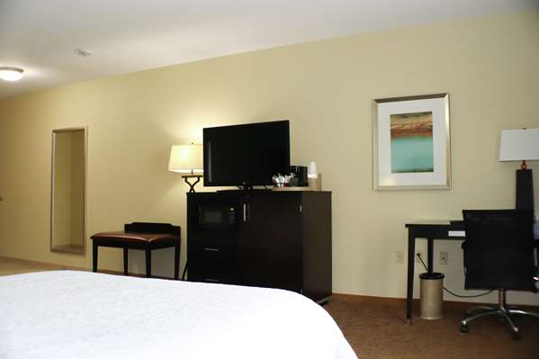  - Hampton Inn Oak Hill Austin