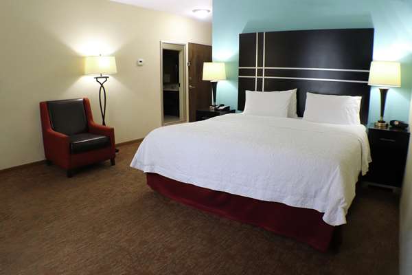  - Hampton Inn Oak Hill Austin
