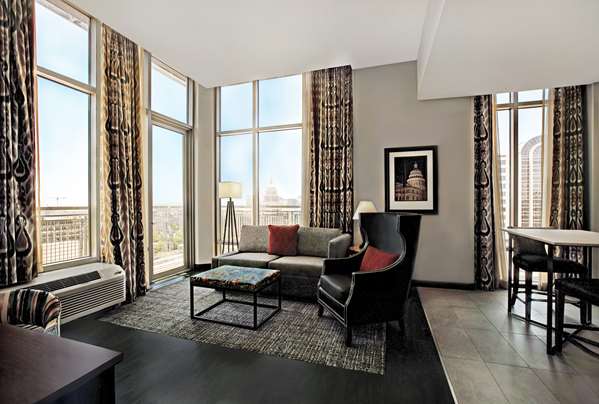  - Hampton Inn & Suites University of Texas Austin - I-35, Exit 235A