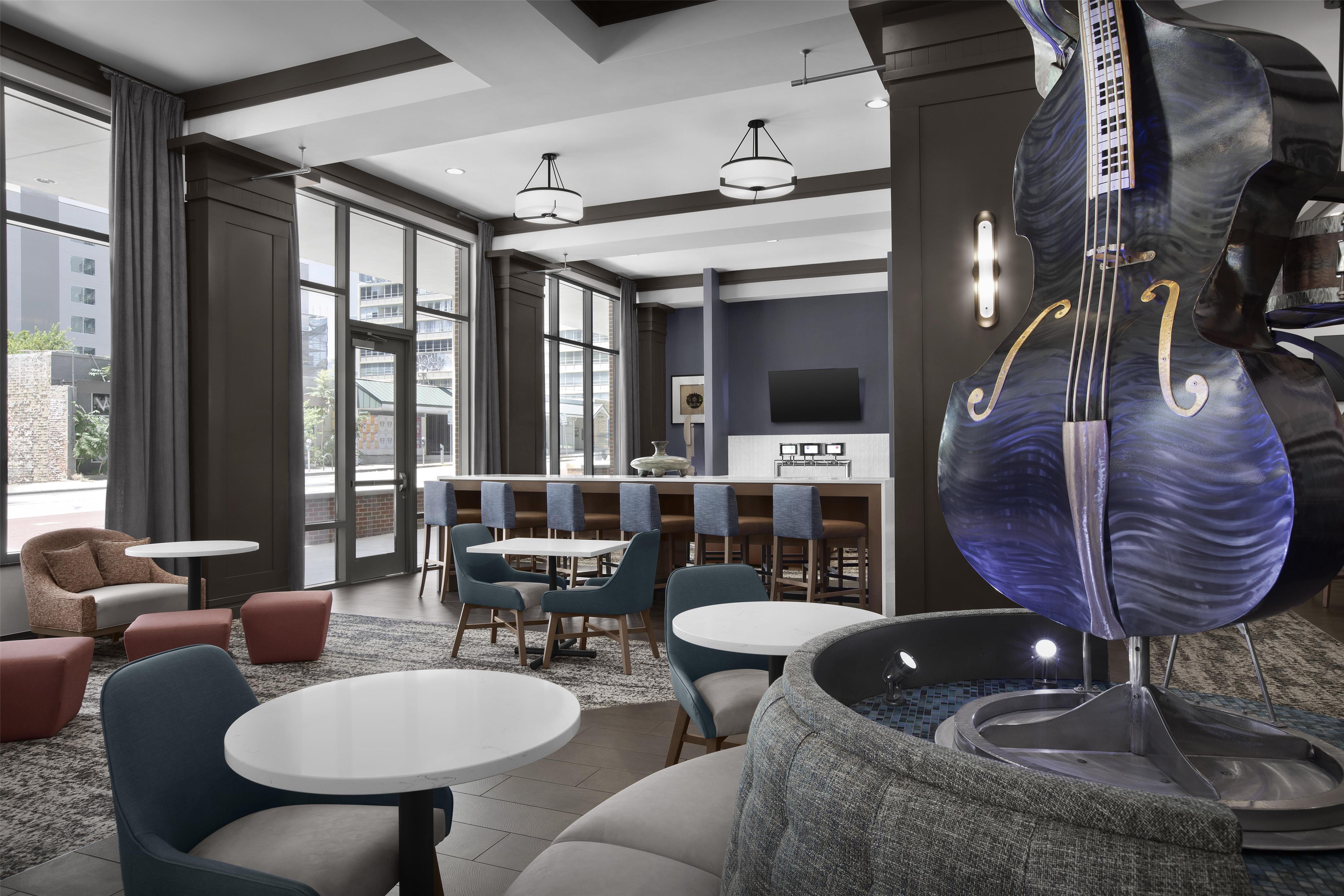 Lobby | Hampton Inn & Suites Austin @ The University / Capitol