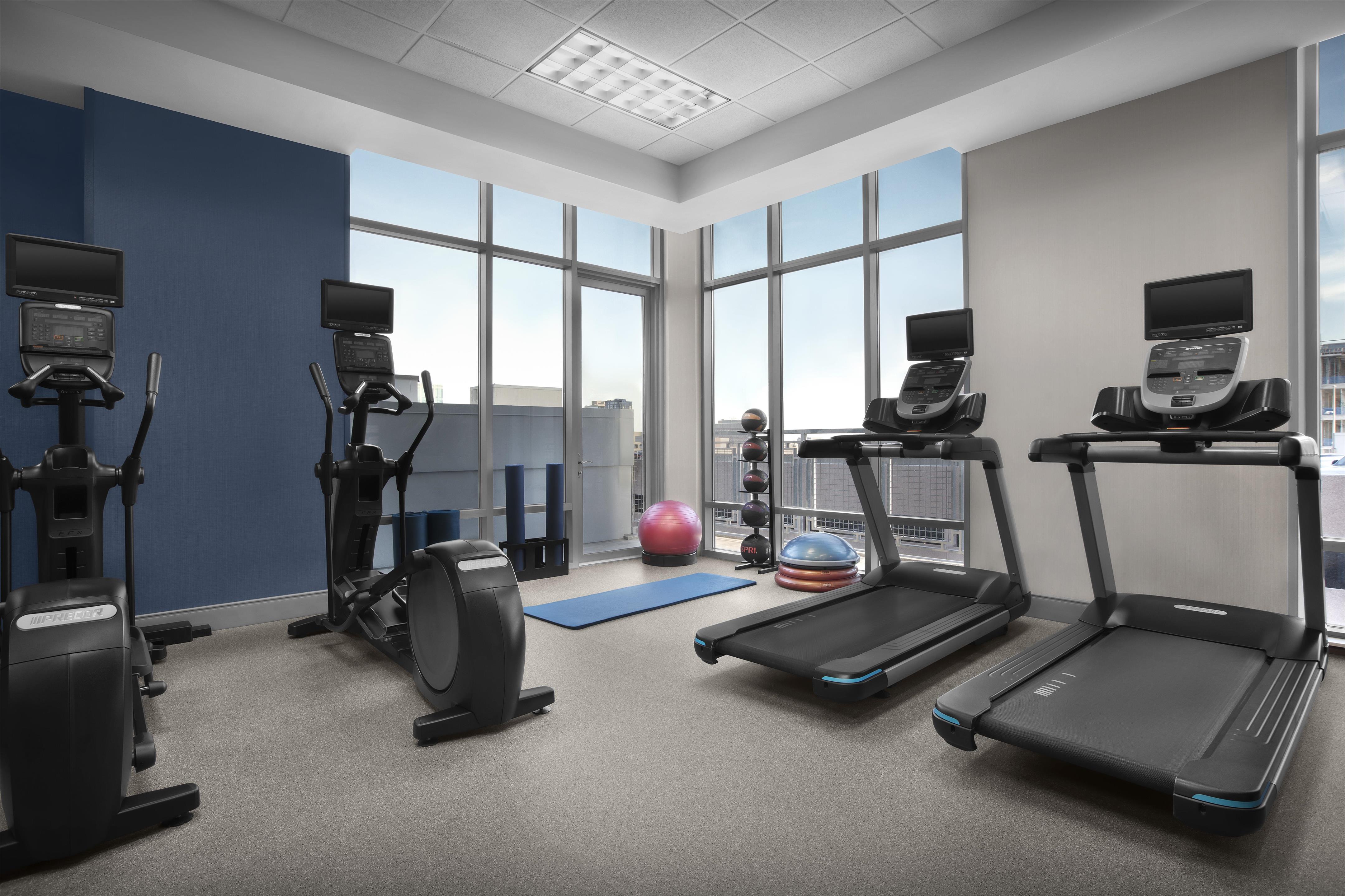 Health club fitness center gym | Hampton Inn & Suites Austin @ The University / Capitol