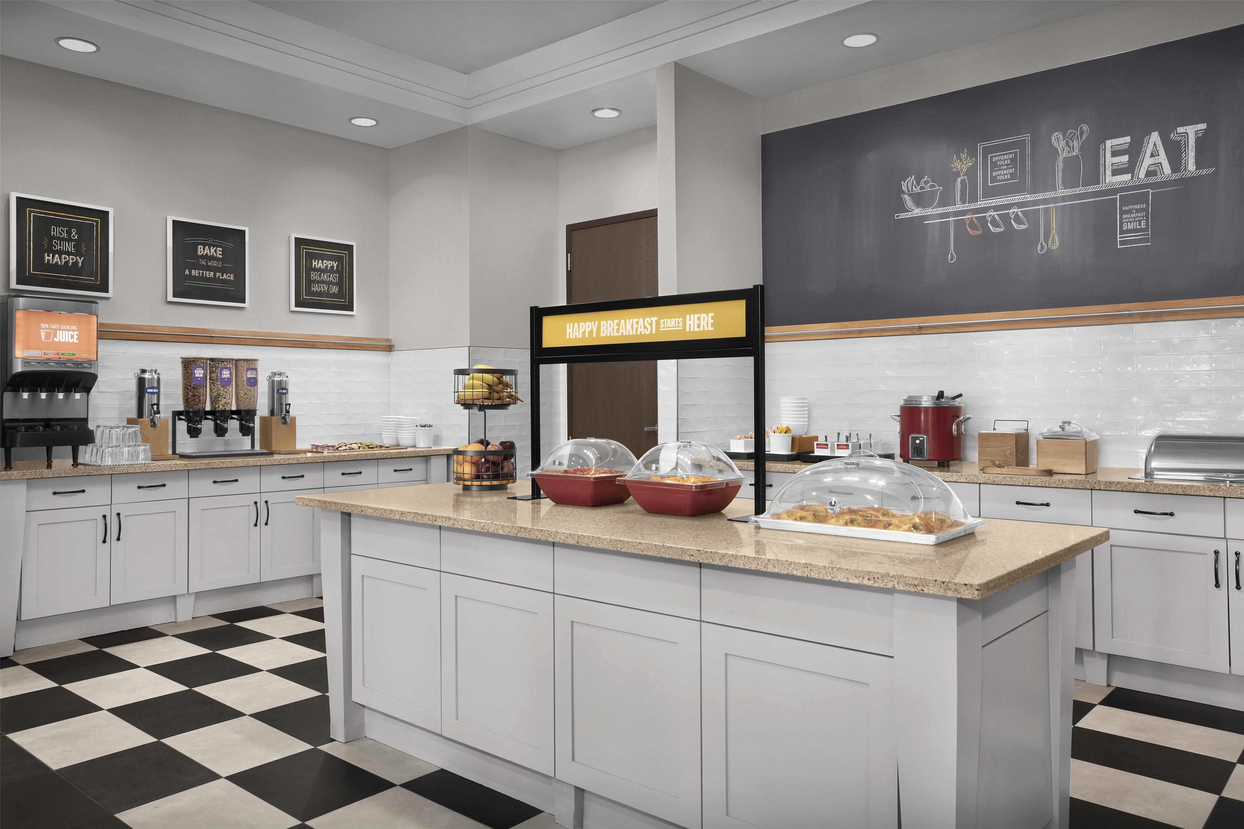 Breakfast Area | Hampton Inn & Suites Austin @ The University / Capitol