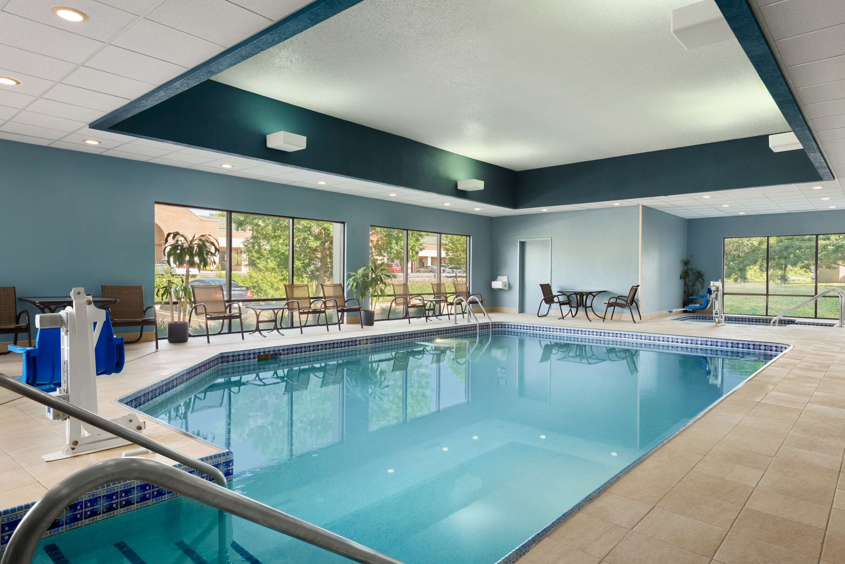 Pool | Hampton Inn By Hilton Wausau