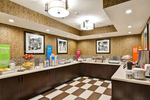 Restaurant - Hampton Inn Hendersonville - I-26, Exit 49
