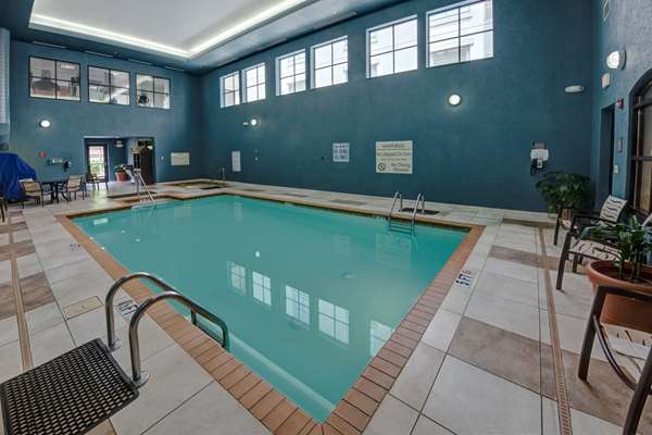 Pool - Homewood Suites by Hilton Asheville - I-240, Exit 6