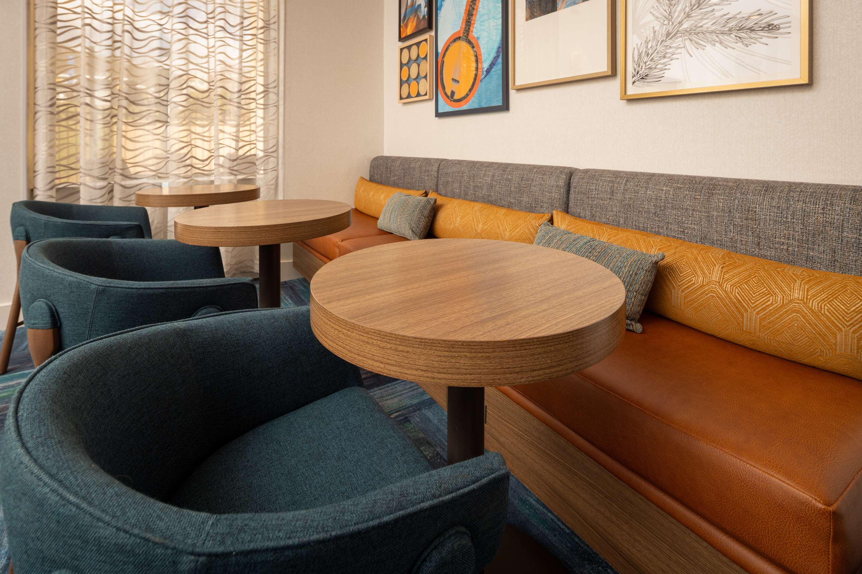 Restaurant | Homewood Suites by Hilton - Asheville