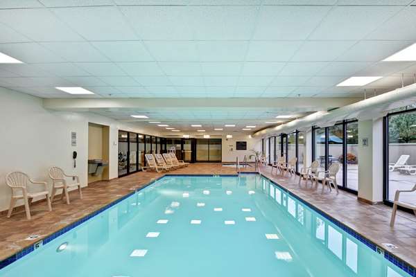 Pool - Hampton Inn & Suites Wilkes-Barre - I-81, Exit 168