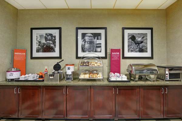 Restaurant - Hampton Inn & Suites Wilkes-Barre - I-81, Exit 168