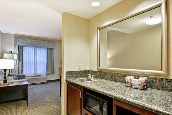  - Hampton Inn & Suites Wilkes-Barre - I-81, Exit 168