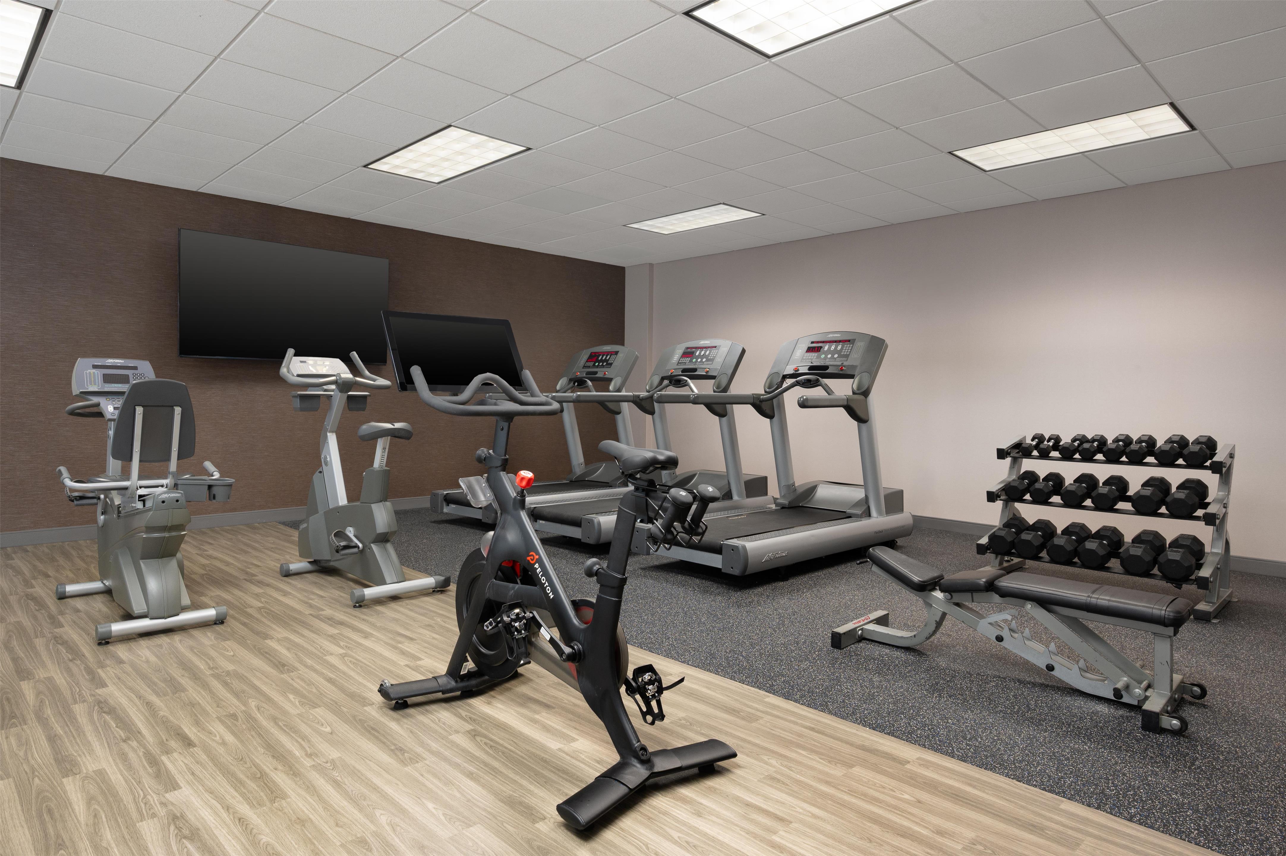 Health club fitness center gym | Hampton Inn & Suites Wilkes-Barre/Scranton